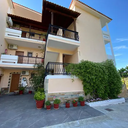 Elsa Haus פוטוס