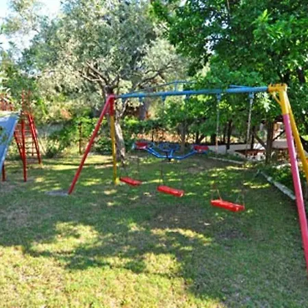 Elsa Haus פוטוס